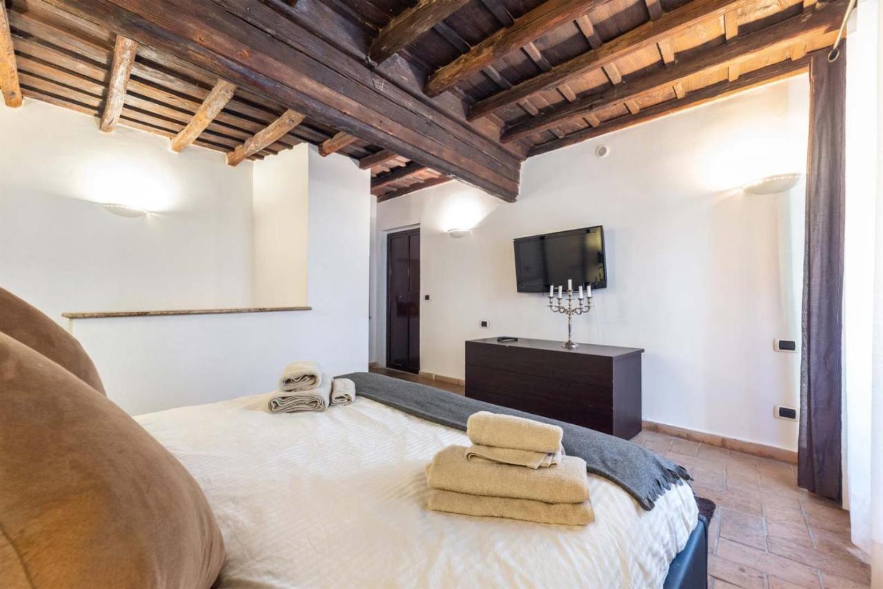 Deza Cozy Place In Monti Roma Exterior foto